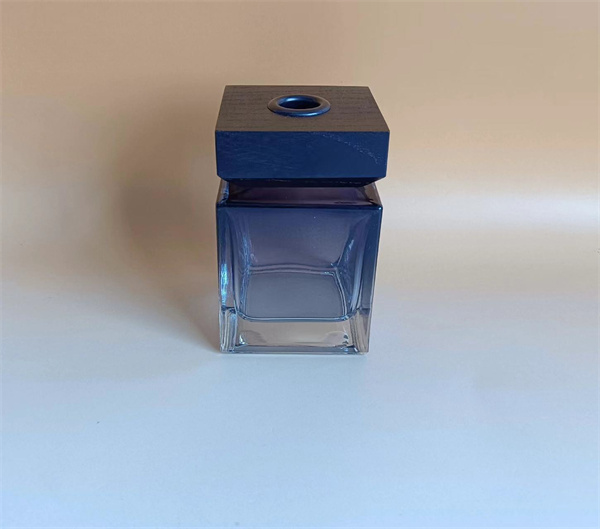 方形香薰瓶?jī)r(jià)格